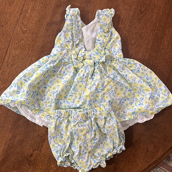 Infant Tommy Bahama dress with matching bloomers. Size 3 months. - Picture 3 of 4
